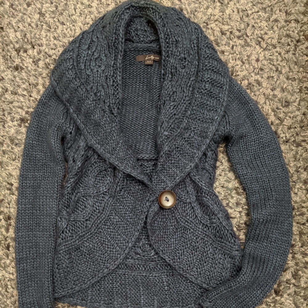 Knit sweater